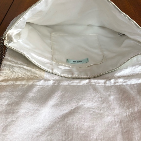 Kimchi Blue Embellished Pearl/Cream Crossbody Bag - Picture 5 of 6